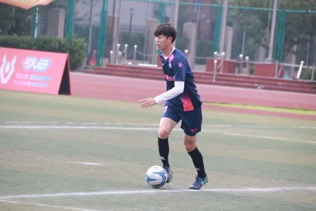 霍姆格伦35+14雷霆轻取爵士 国王送猛龙8连败